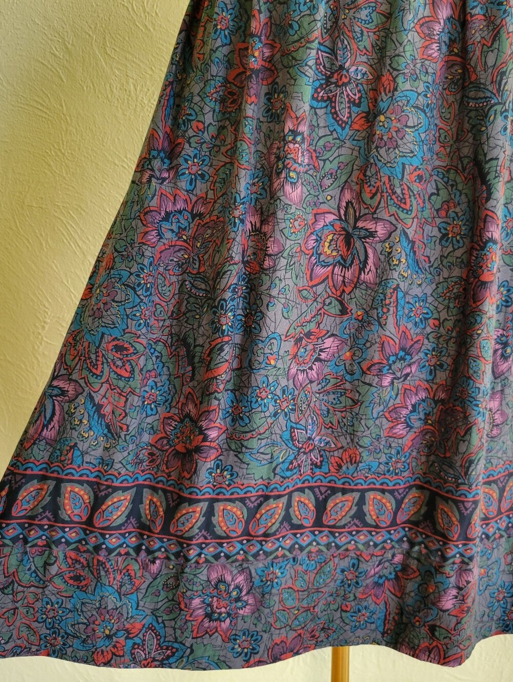 F.A. Chatta | Vintage Floral Full Skirt - Picture 3 of 7